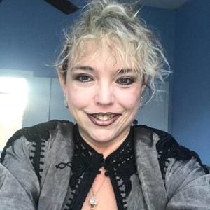 Meet your Posher, Sasha